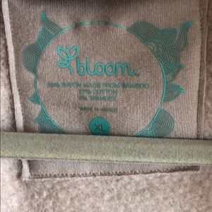 Worn once perfect condition & soooo soft